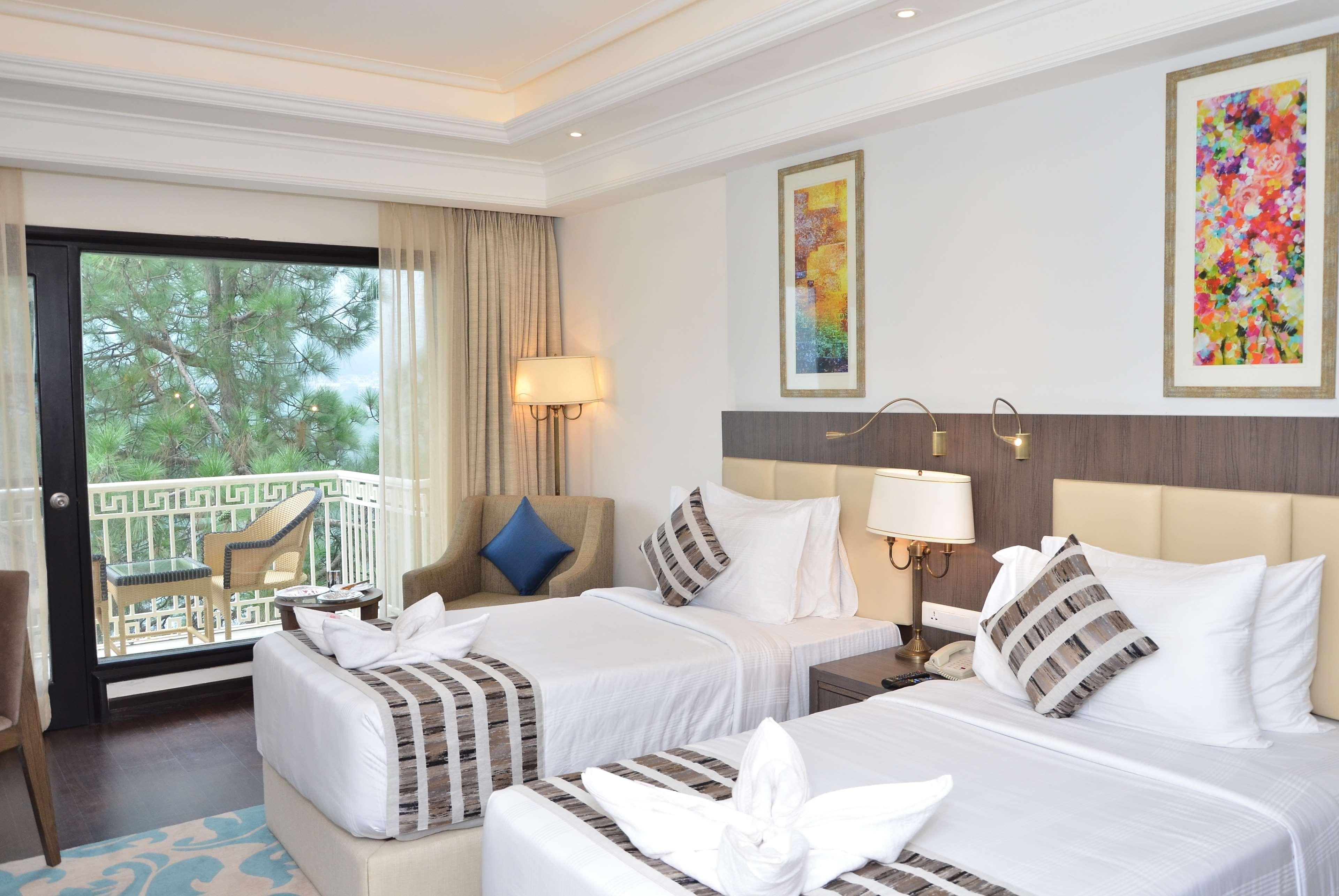 Ramada By Wyndham Kasauli Hotel Ngoại thất bức ảnh