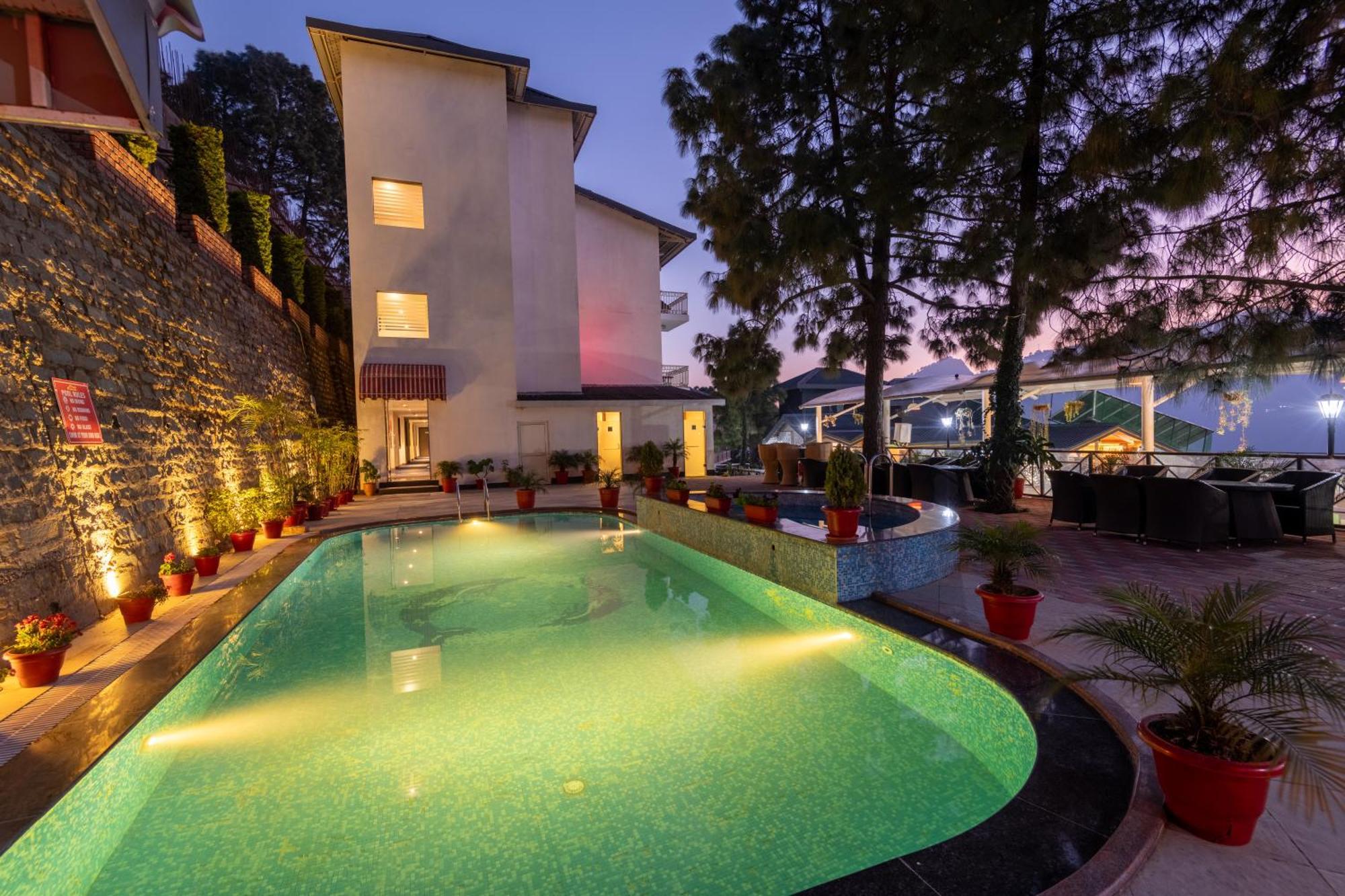 Ramada By Wyndham Kasauli Hotel Ngoại thất bức ảnh